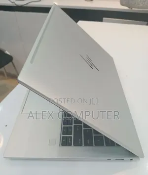 New Laptop HP EliteBook 840 G9 16GB Intel Core i7 SSD 512GB
