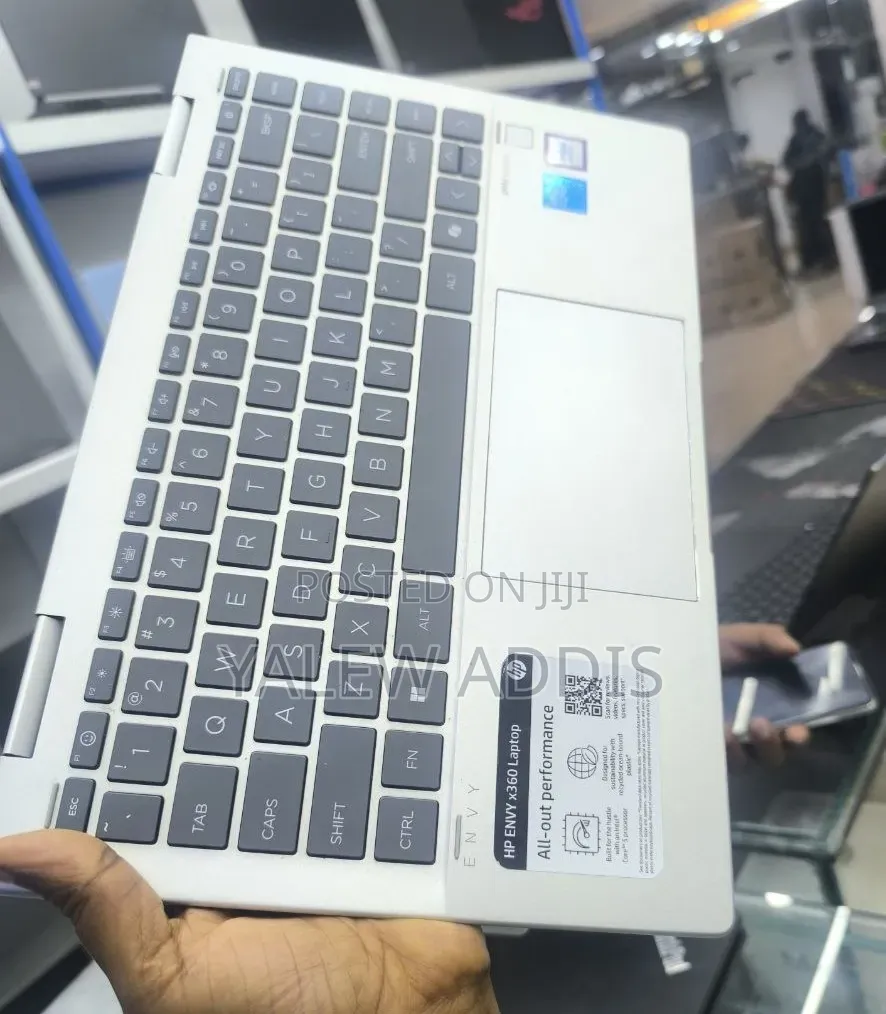 New Laptop HP Envy Pro 16GB Intel Core i5 SSD 512GB