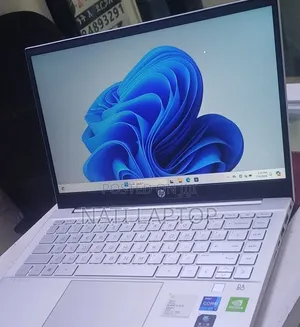 New Laptop HP Pavilion 14 16GB Intel Core i7 SSD 512GB