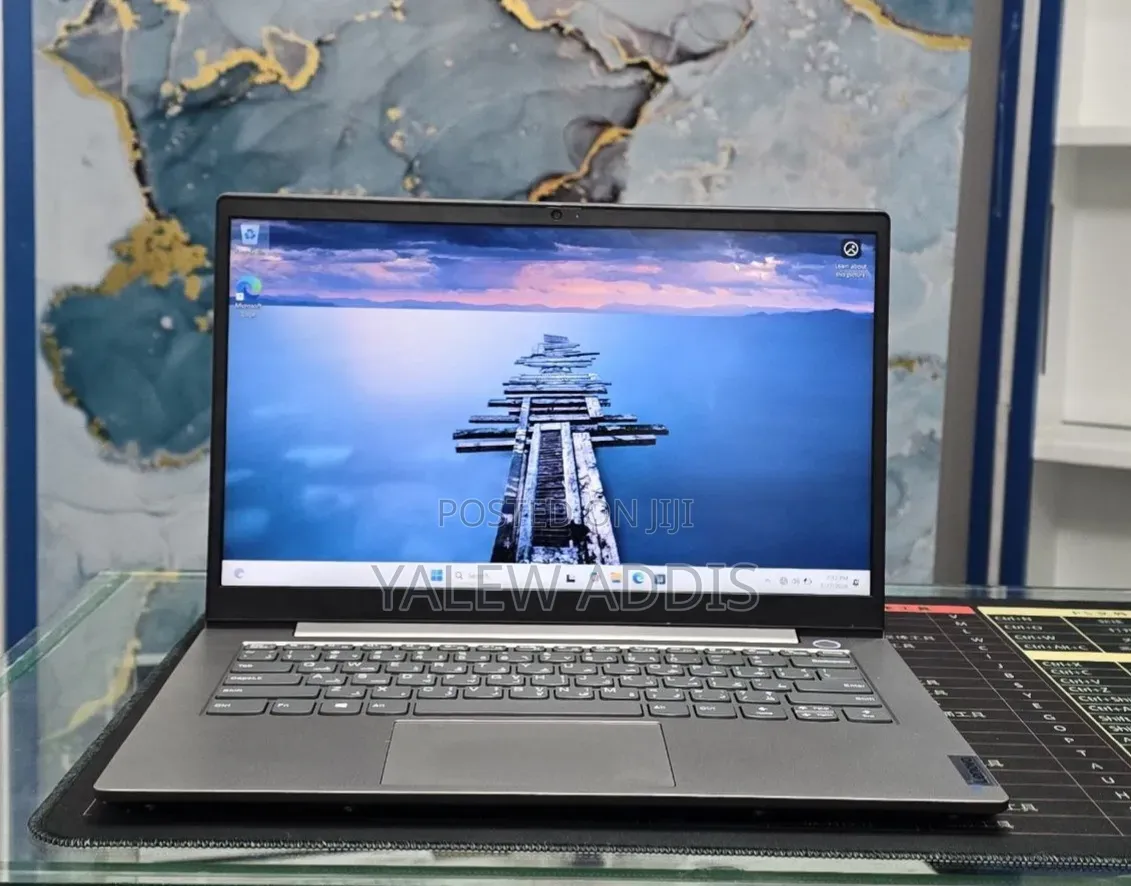 New Laptop Lenovo ThinkBook 13 8GB Intel Core i5 SSD 512GB