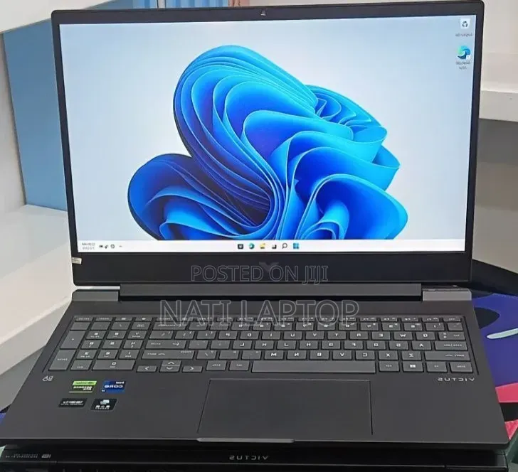 New Laptop HP Victus 16 16GB Intel Core i7 SSD 1T