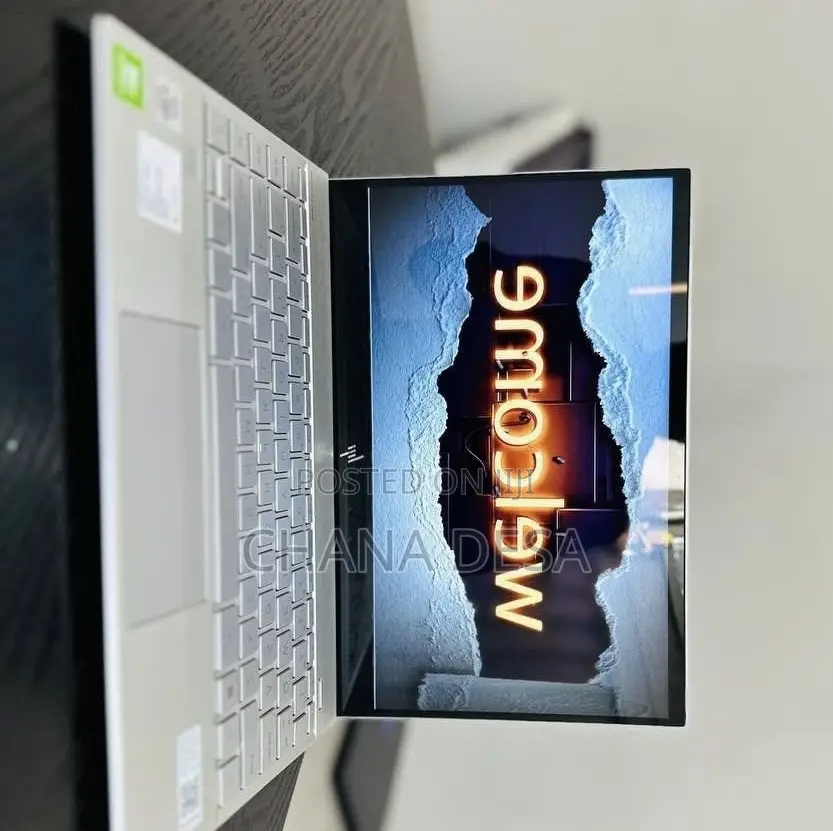 New Laptop HP Envy 13 8GB Intel Core i5 SSD 512GB