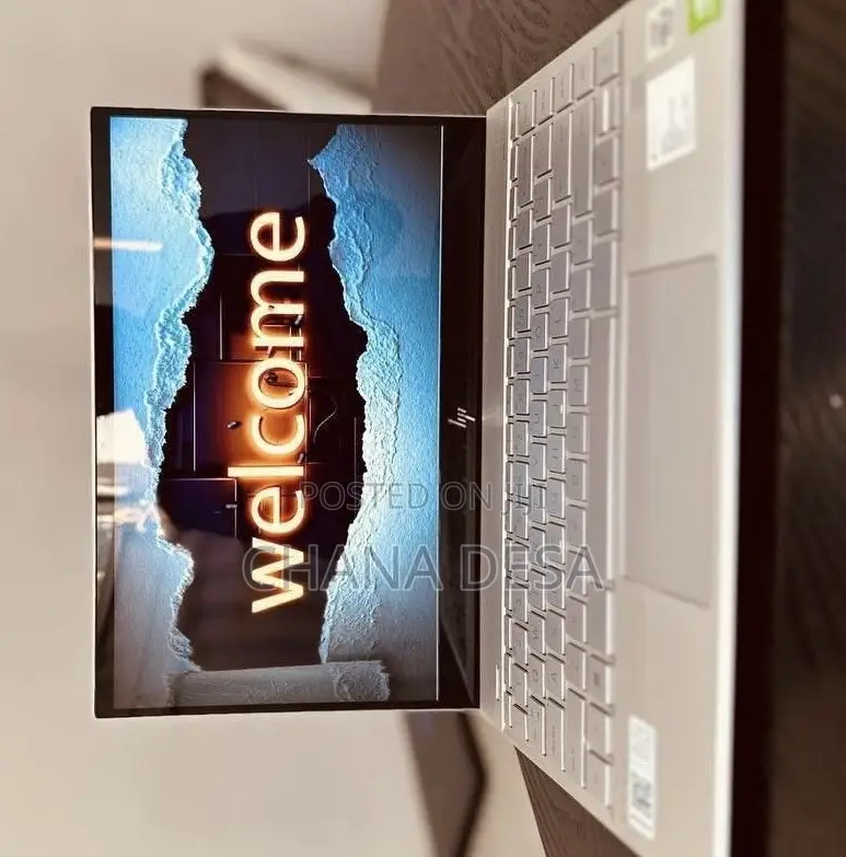 New Laptop HP Envy 13 8GB Intel Core i5 SSD 512GB