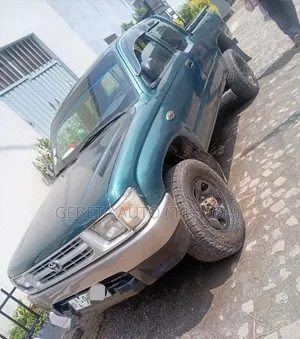 Toyota Hilux 2001