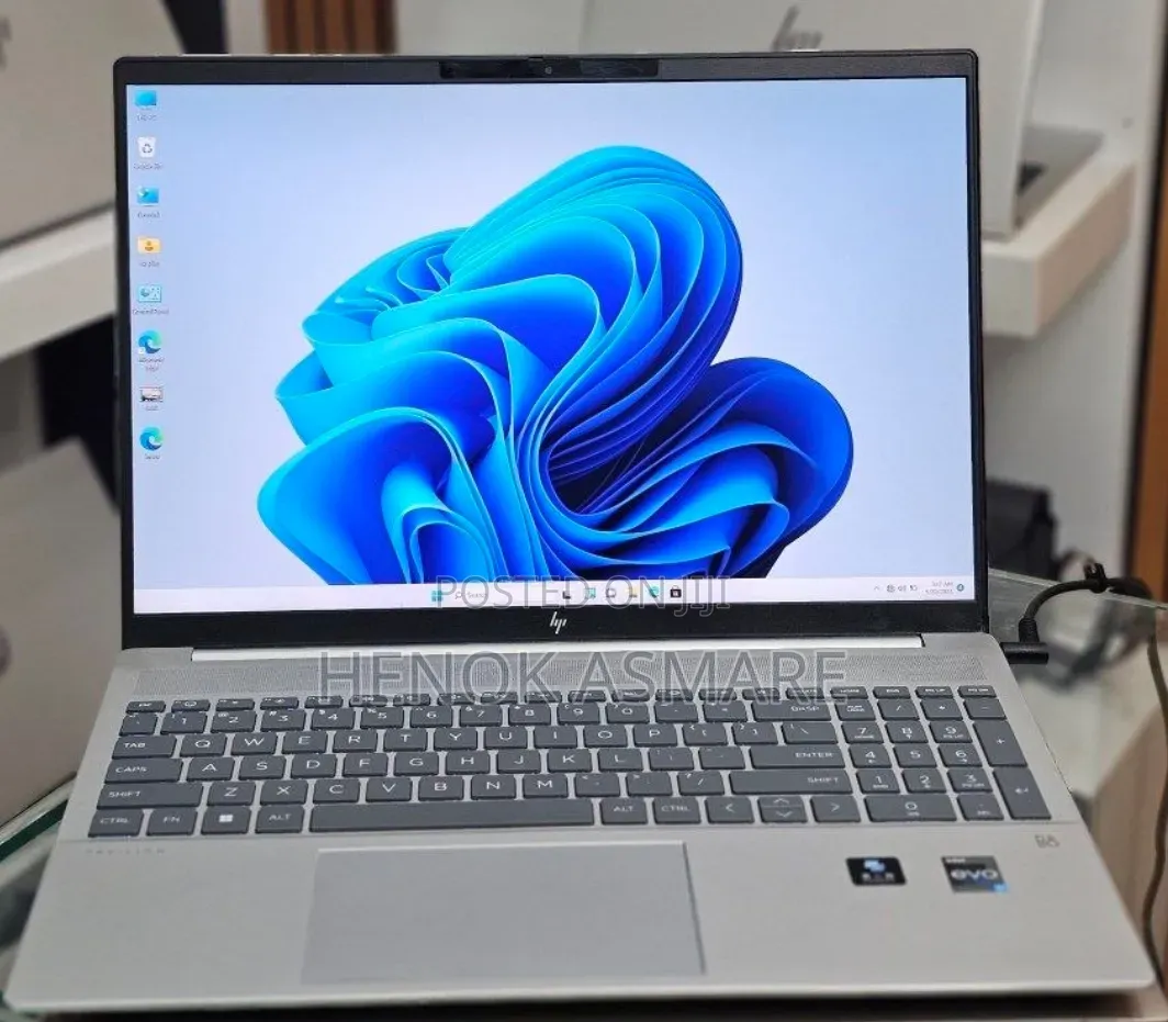 New Laptop HP Pavilion 15 16GB Intel Core i7 SSD 1T