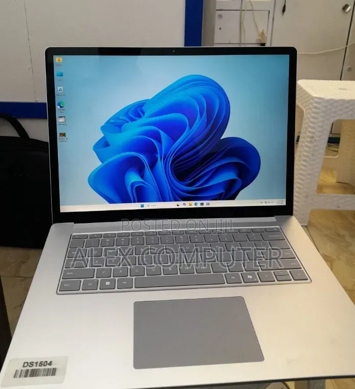 New Laptop Microsoft Surface Laptop 6 16GB Intel Core Ultra 7 SSD 512GB