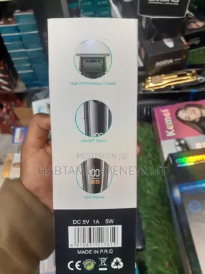 ዴሊንግ የፀጉር ማስተካከያ