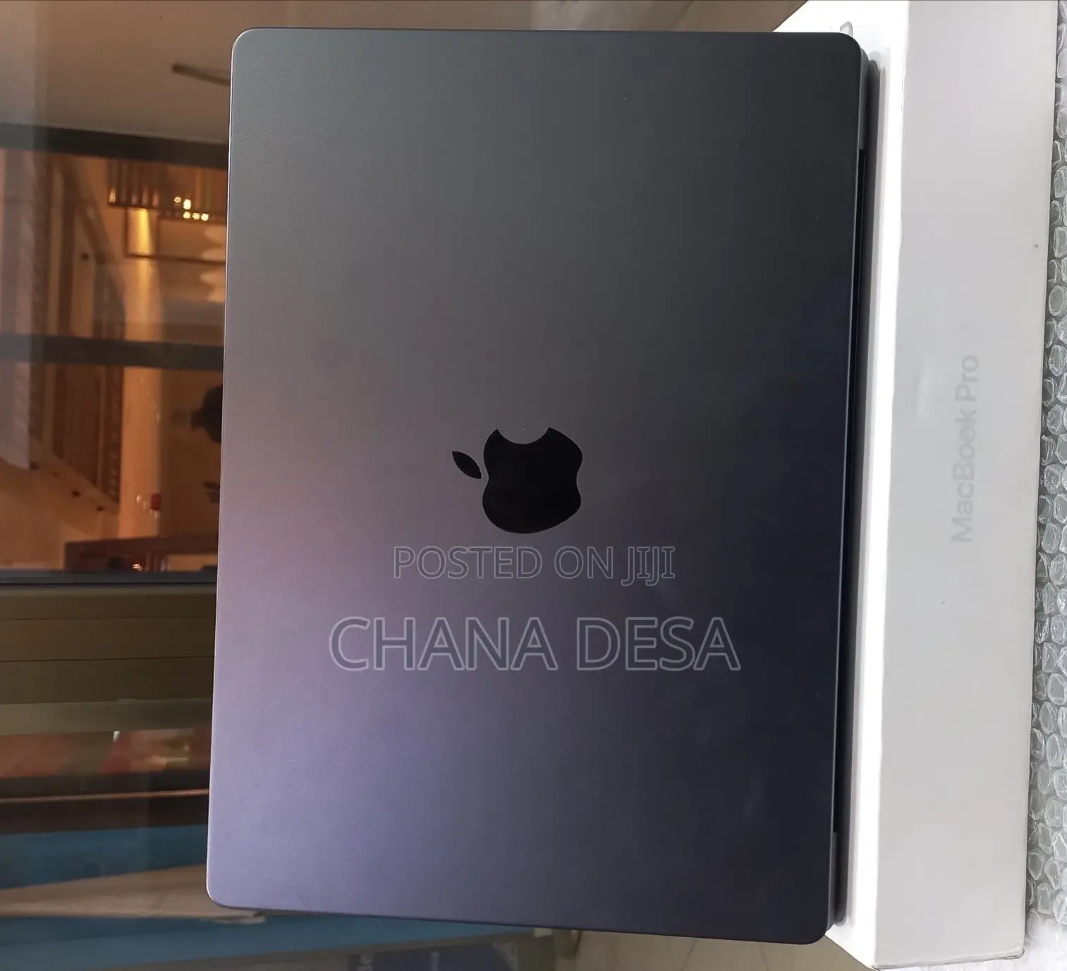 New Laptop Apple MacBook Pro 2025 M5 16GB Apple M5 Pro SSD 512GB