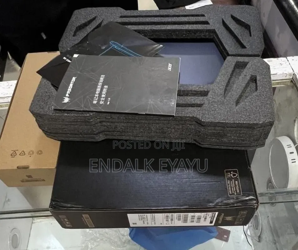 New Laptop Acer Predator Helios Neo 16 16GB Intel Core Ultra 9 SSD 1T