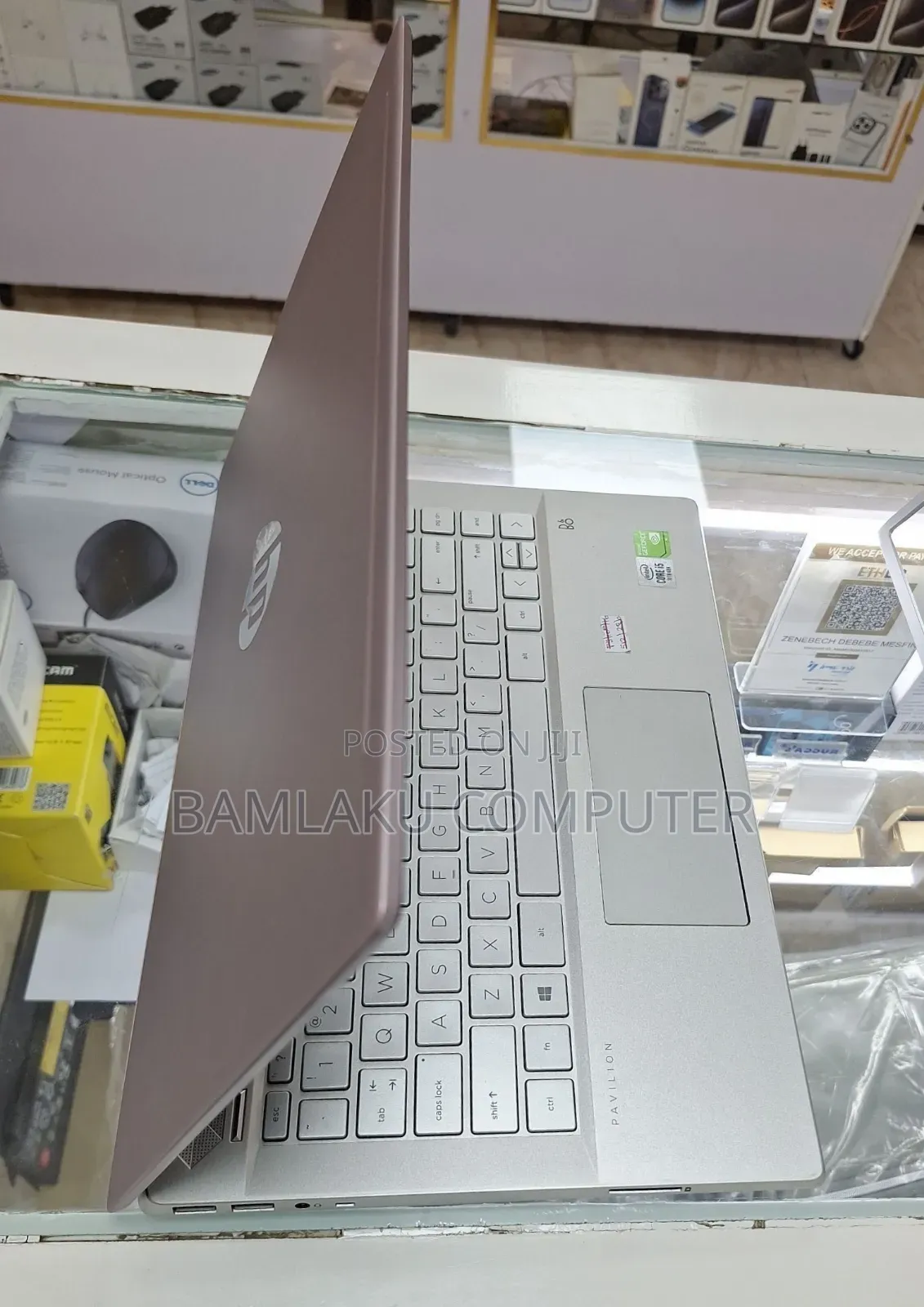 New Laptop HP Pavilion 14 8GB Intel Core i5 SSD 512GB