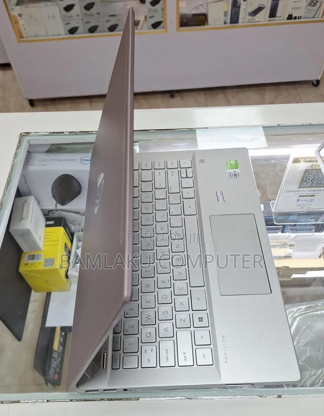New Laptop HP Pavilion 14 8GB Intel Core i5 SSD 512GB
