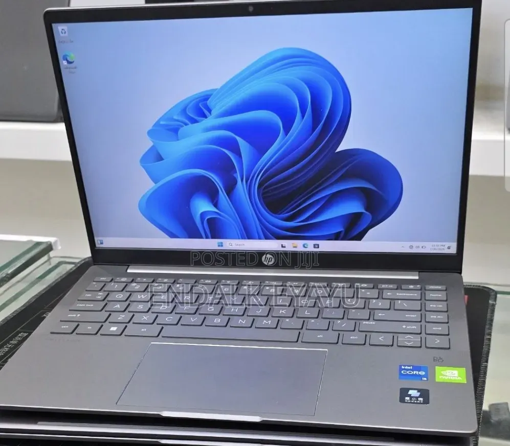 New Laptop HP Pavilion 14 16GB Intel Core i5 SSD 512GB