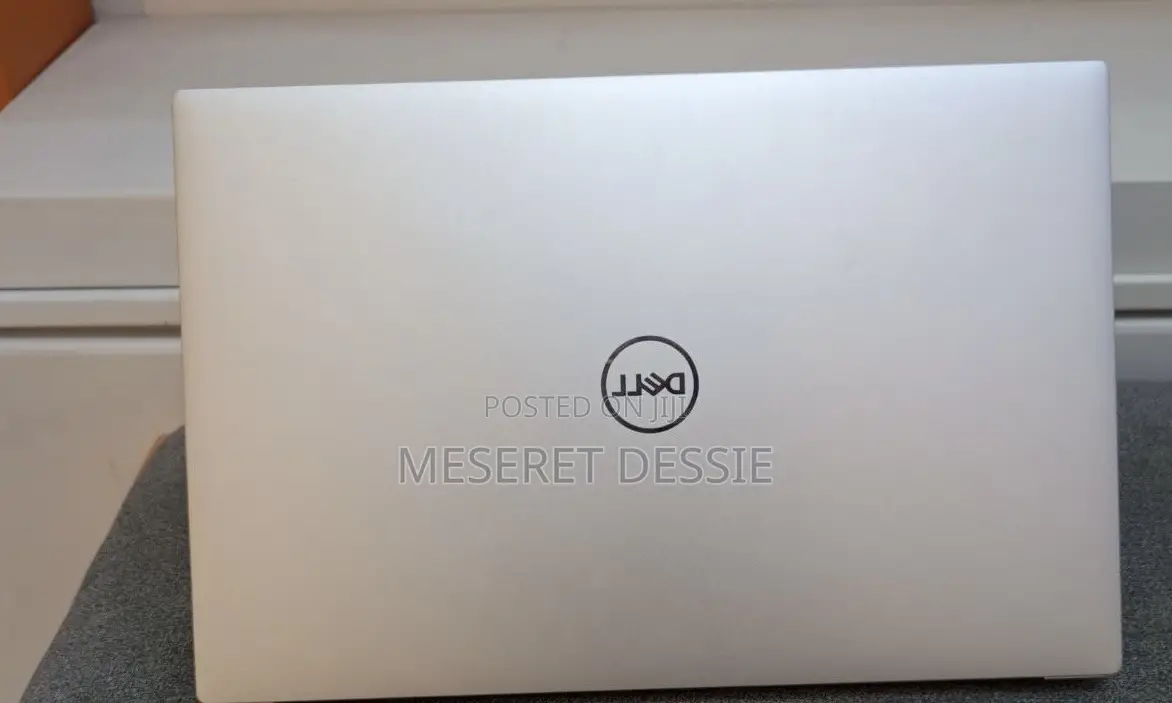 New Laptop Dell XPS 15 9500 16GB Intel Core i7 SSD 512GB