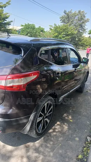 Nissan Qashqai 2017 Black