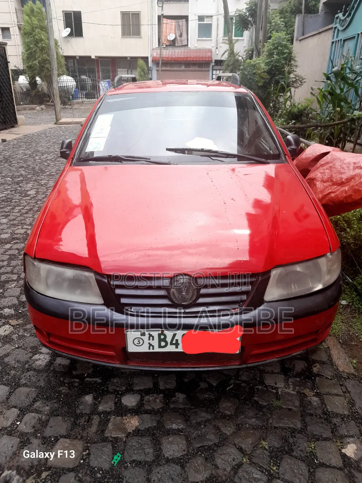 Volkswagen Golf 2005 Red