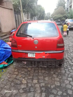 Volkswagen Golf 2005 Red
