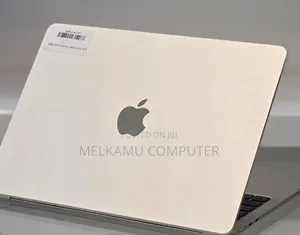 New Laptop Apple MacBook Air 2025 M4 16GB Apple M4 SSD 256GB