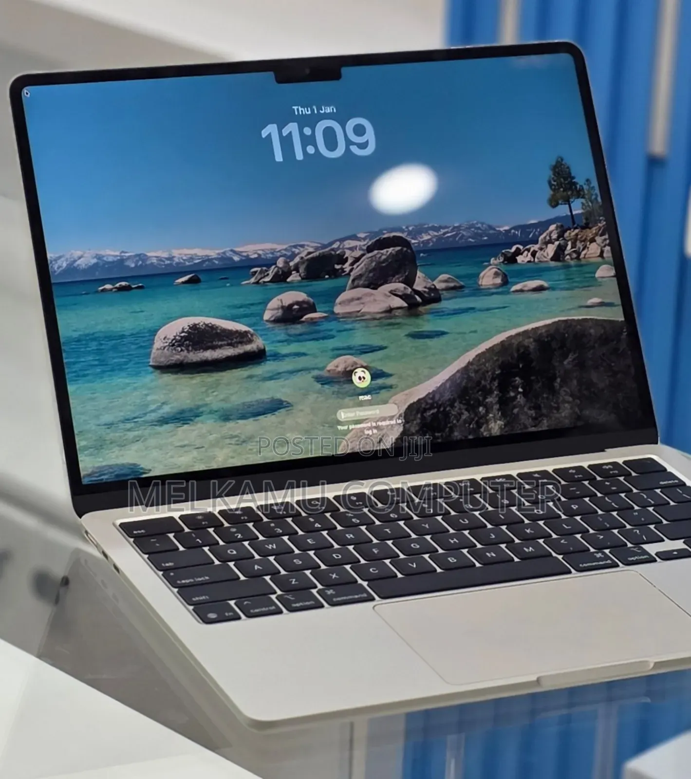 New Laptop Apple MacBook Air 2025 M4 16GB Apple M4 SSD 256GB