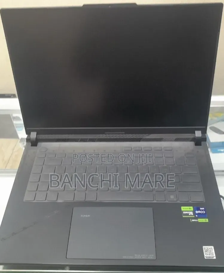 New Laptop Asus ROG Strix G16 16GB Intel Core i9 SSD 1T