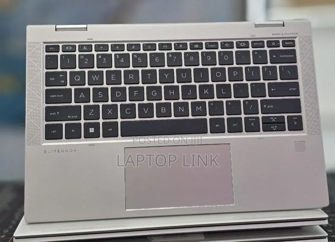 New Laptop HP EliteBook 830 G8 32GB Intel Core i7 SSD 512GB