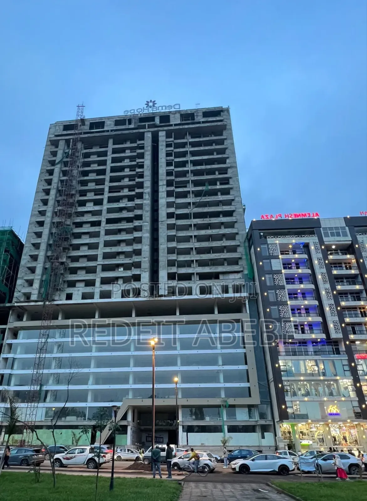 ካርታ የወጣላቸዉሱቆች በቦሌኤድናሞል