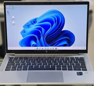 New Laptop HP EliteBook 830 G8 16GB Intel Core i5 SSD 512GB