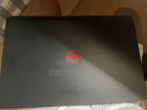 Laptop Dell Inspiron 15 7000 8GB Intel Core 7 HDD+SSD 700GB
