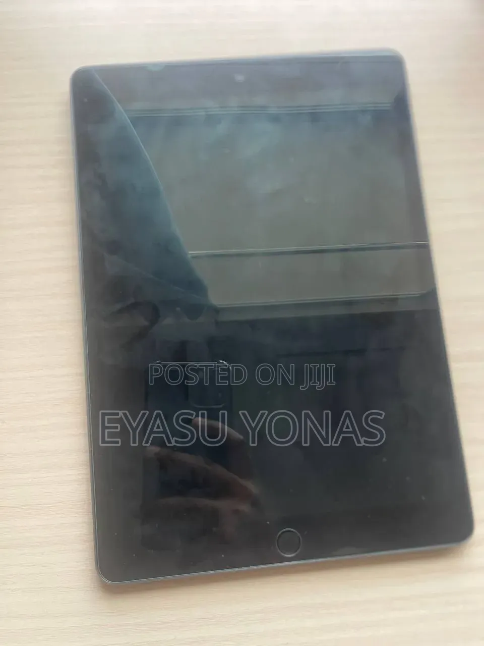 New Apple iPad 10.2 (2020) Wi-Fi 128 GB Black