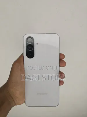New Samsung Galaxy A56 256 GB White