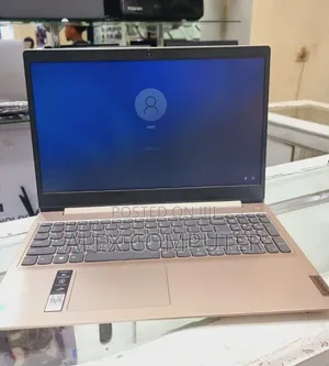 New Laptop Lenovo 8GB Intel Core i3 SSD 256GB