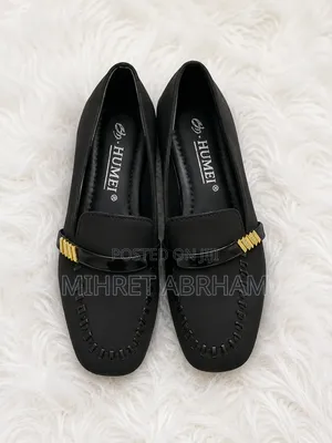 Lady's Flat Sheos
