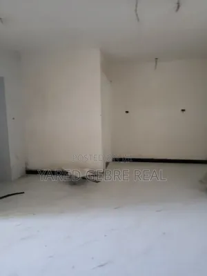 3bdrm Apartment in ቦሌ ወሎ ሰፈር Compound , Bole for sale