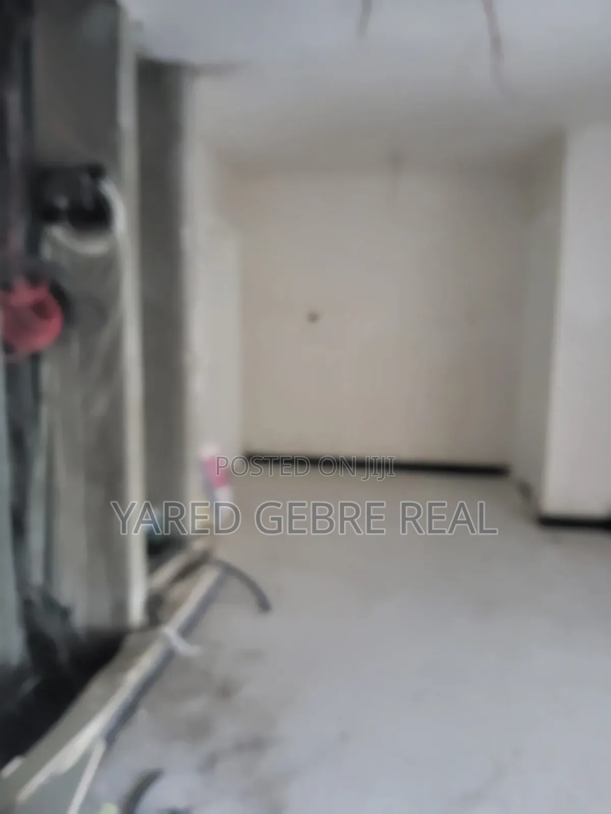 3bdrm Apartment in ቦሌ ወሎ ሰፈር Compound , Bole for sale