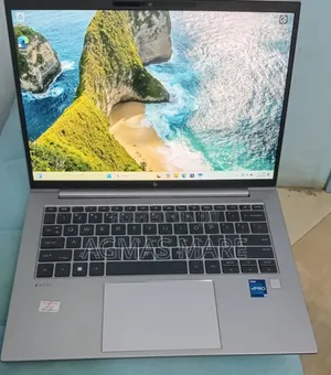 New Laptop HP ZBook 14 16GB Intel Core i7 SSD 512GB