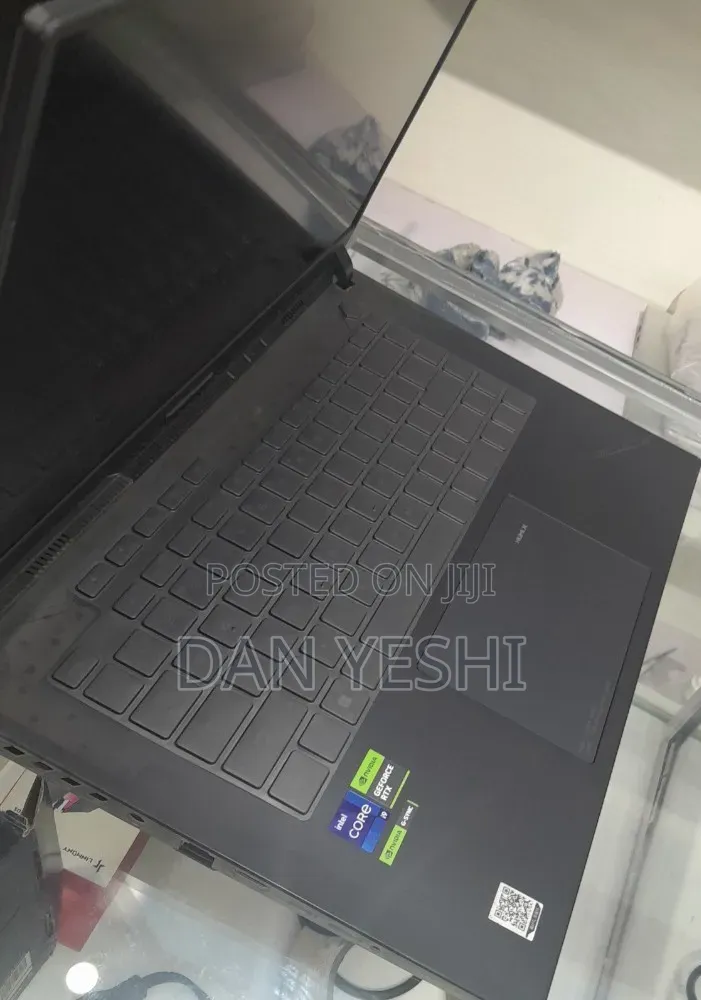 New Laptop Asus 16GB Intel Core i9 SSD 1T