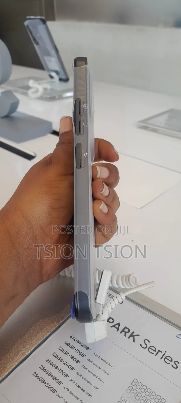 New Tecno Spark 50 128 GB Black