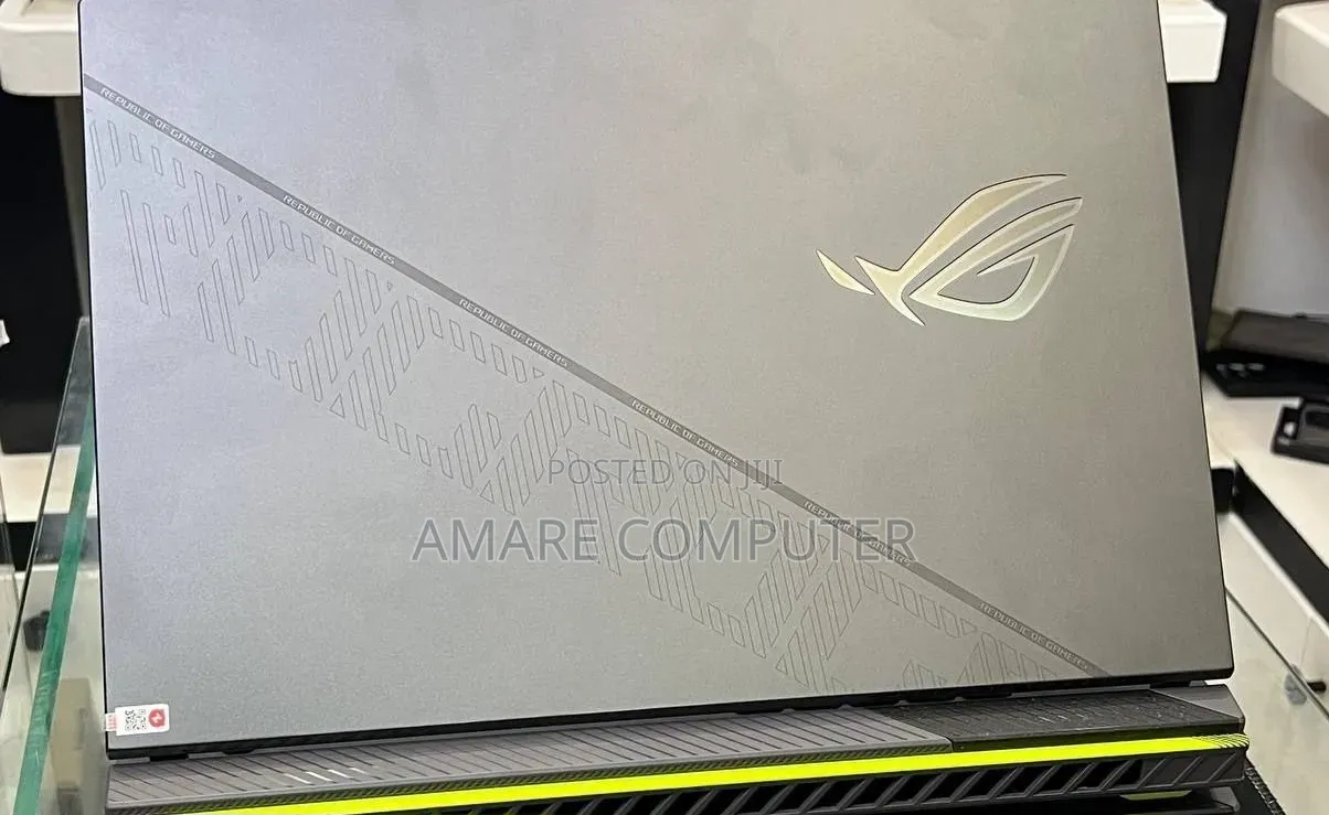 New Laptop Asus ROG Strix G16 G614 16GB Intel Core i9 SSD 1T