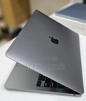 New Laptop Apple MacBook Air 2022 M2 8GB Apple M2 SSD 256GB