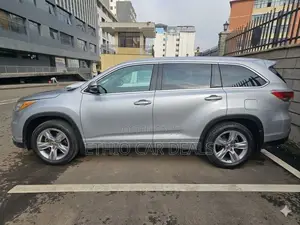 Toyota Highlander 2016 Silver