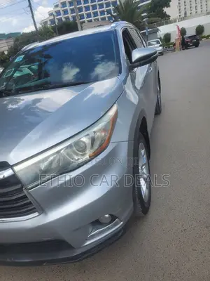 Toyota Highlander 2016 Silver