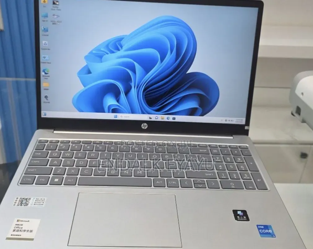 New Laptop HP 16GB Intel Core i5 SSD 1T