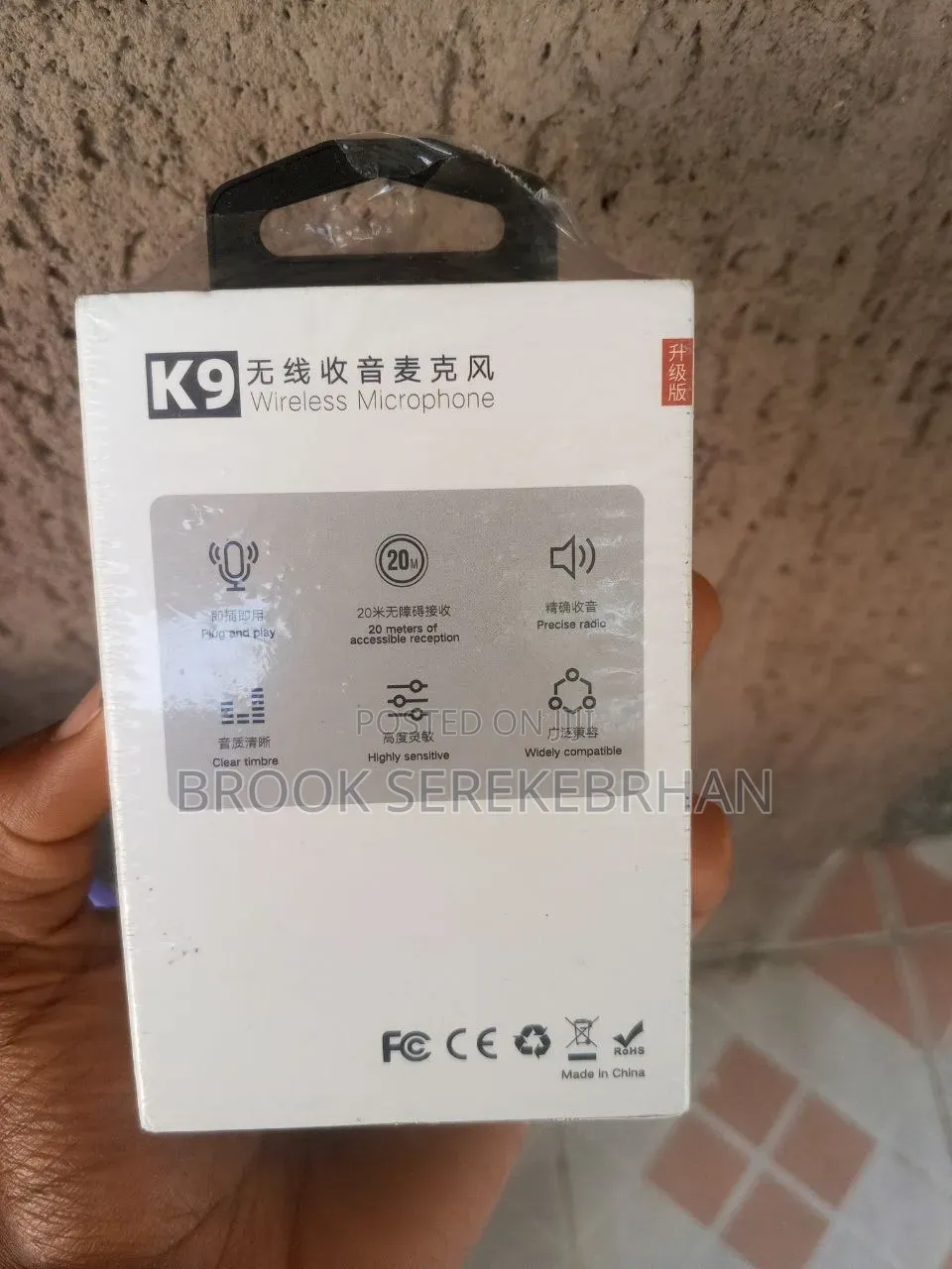  Wireless Lavalier Microphone for Smartphones