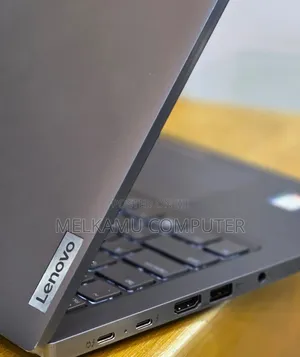 New Laptop Lenovo ThinkPad T14 16GB Intel Core i7 SSD 512GB