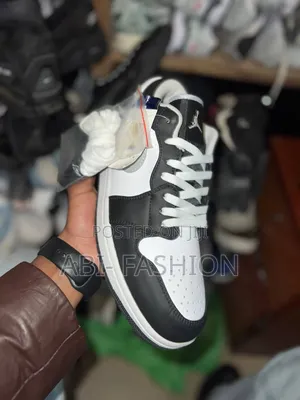 Jordan 1 Low Classic Leather Mens Shoe