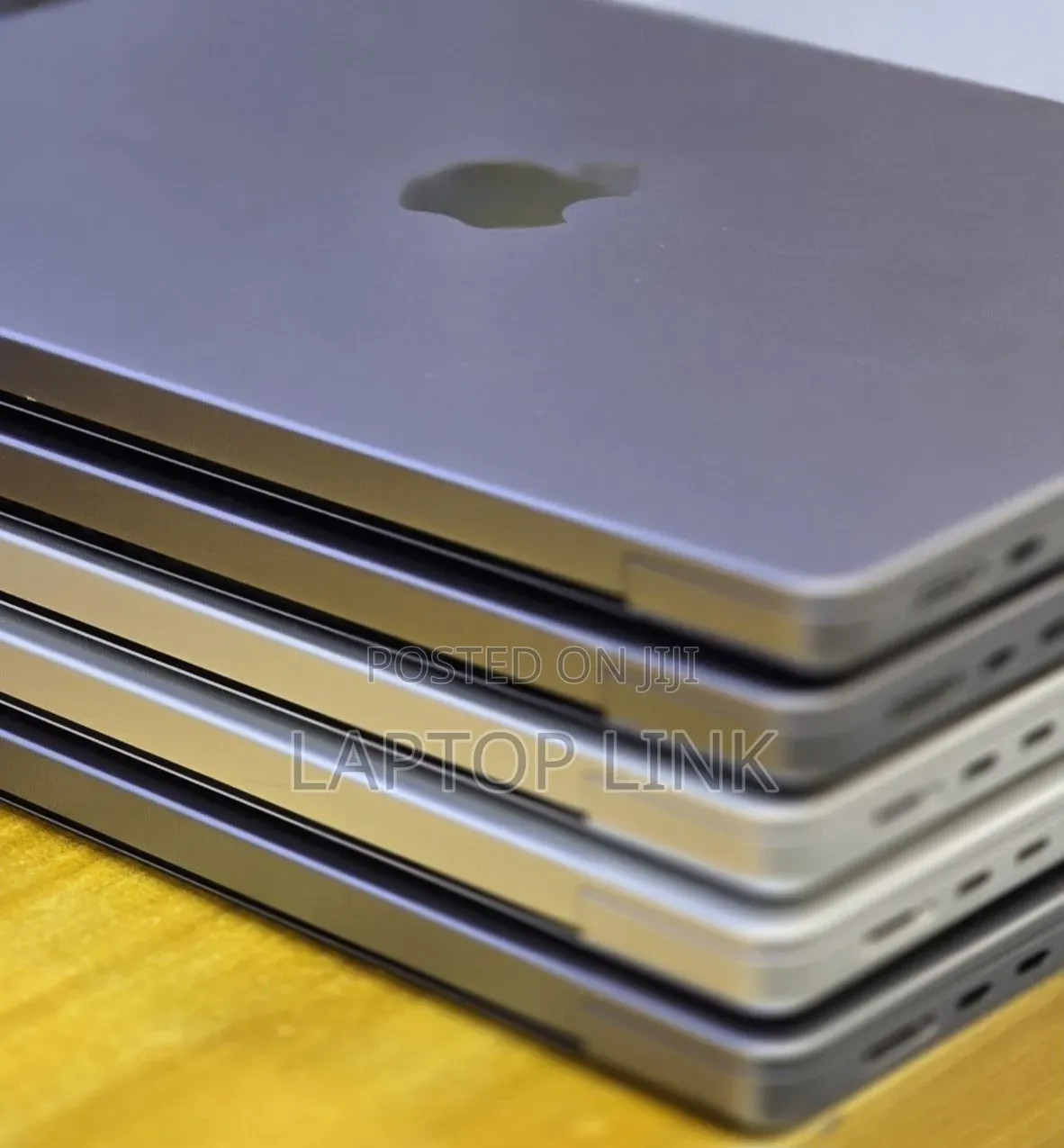 New Laptop Apple MacBook Pro 2021 M1 32GB Apple M1 SSD 1T