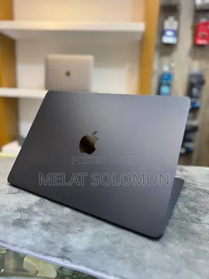 New Laptop Apple MacBook Air 2025 M4 16GB Apple M4 SSD 256GB