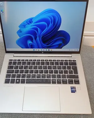 New Laptop HP EliteBook 840 G9 16GB Intel Core i7 SSD 512GB