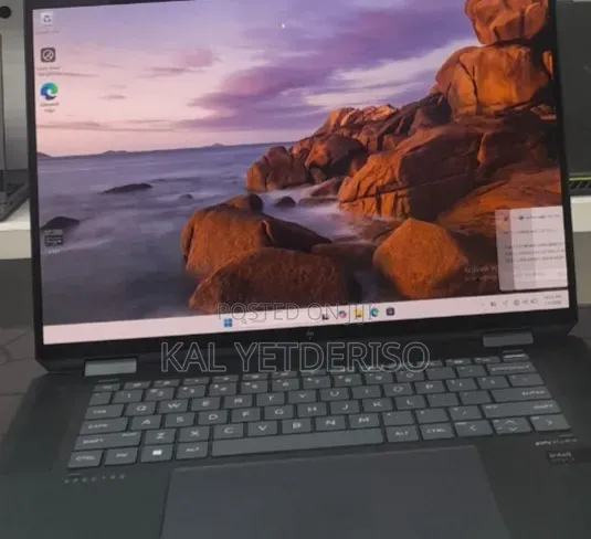New Laptop HP Spectre 32GB Intel Core Ultra 7 SSD 1T
