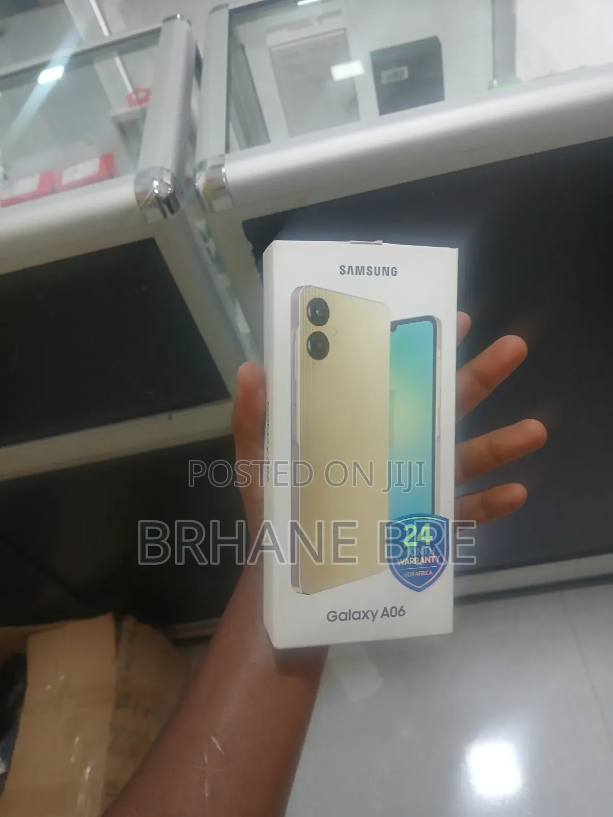 New Samsung Galaxy A06 64 GB Yellow