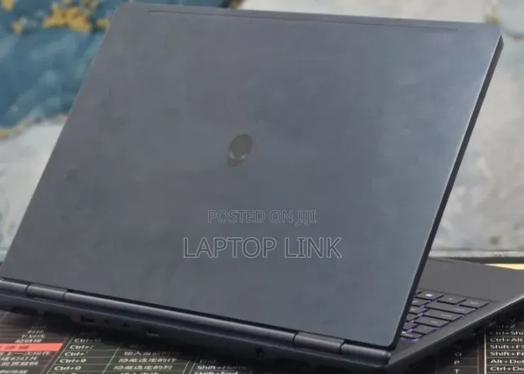 New Laptop Alienware 16x Aurora 32GB Intel Core Ultra 9 SSD 1T